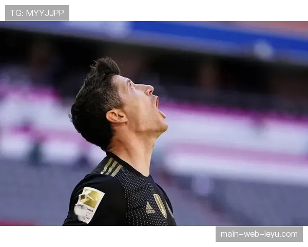 回顾:十年前莱万多夫斯基的五子登科,创下德甲最快纪录 回顾:十年前莱万多夫斯基的五子登科,创下德甲最快纪录